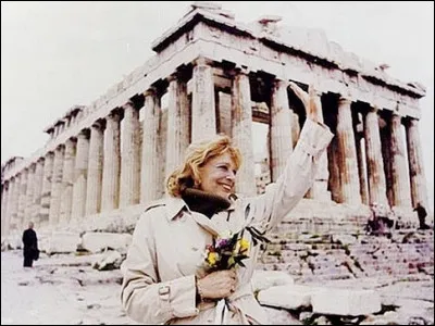 L'actrice Melina Mercouri, &agrave; son retour en Gr&egrave;ce apr&egrave;s la dictature des colonels, devint...