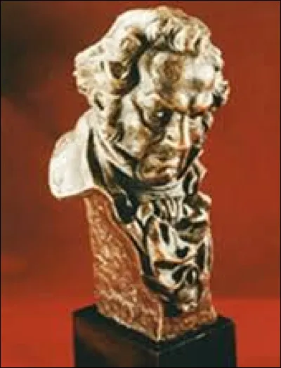 De quel pays le prix Goya est-il une r&eacute;compense cin&eacute;matographique ?