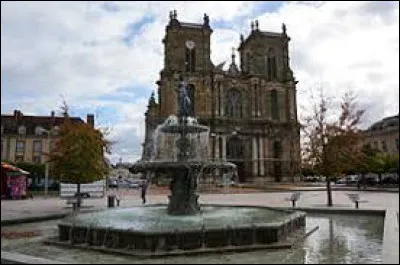 Quel nom donne-t-on aux habitants de Vitry-le-Fran&ccedil;ois (51) ?