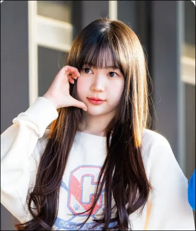 La maknae de ce groupe est la plus jeune de son agence. Qui est-ce ?