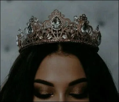 Rose est une reine c�est &eacute;vident. Mais de quoi ?