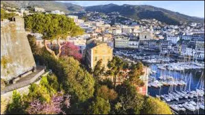 Dans quel d&eacute;partement la ville de Bastia se situe-t-elle ?