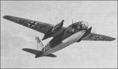 Combien de temps dure la r&eacute;volution de la plan&egrave;te Neptune autour du Soleil ?