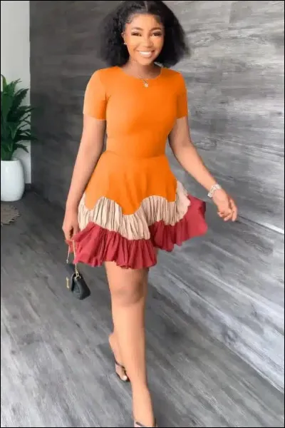 Dans l'album studio de Julos Beaucarne, de 1979, comment est le v&eacute;lo ?