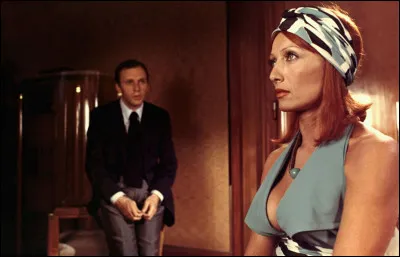 "Jours tranquilles &agrave; Clichy" est un film mis en sc&egrave;ne par Fran&ccedil;ois Truffaut.