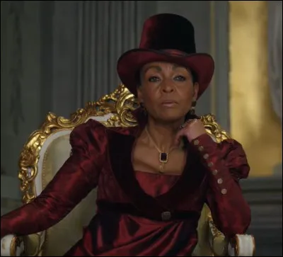 Ici, c'est Lady Danbury. Dans quelle s&eacute;rie Netflix joue ce personnage ?