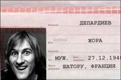 Et pour me faire peur, il m'a montr&eacute; un document soi-disant l&eacute;gal, mais compl&egrave;tement bidon, c'est ce que l'on appelle ...