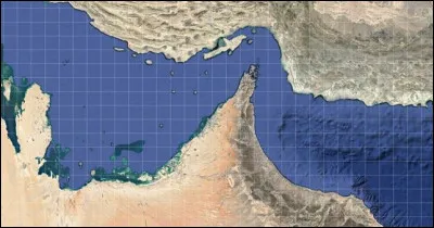 Quel est ce d&eacute;troit montagneux hautement strat&eacute;gique dans le Moyen-Orient ?