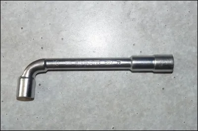 Quel est l'autre nom de la cl&eacute; &agrave; pipe ?