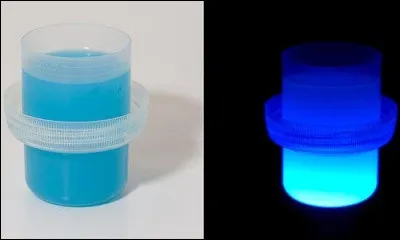 Pourquoi ajoute-t-on des azurants dans les lessives ?