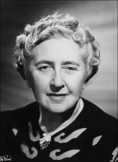 Agatha Christie d&eacute;c&egrave;de en janvier, comment la surnommait-on ?