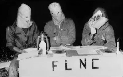 Dans quelle partie de la France fut cr&eacute;&eacute; le mouvement nationaliste du FLNC ?