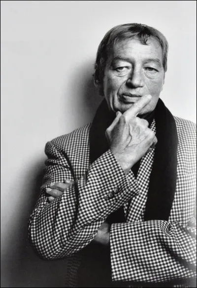 Petite question pour les sportifs : Dans quel sport de ballon Jean Salut excellait-il dans les ann&eacute;es 60 ?