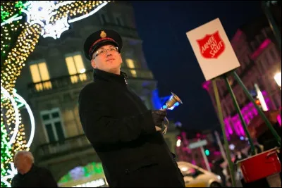 Dans quel pays, l'Arm&eacute;e du salut a-t-elle &eacute;t&eacute; fond&eacute;e ?