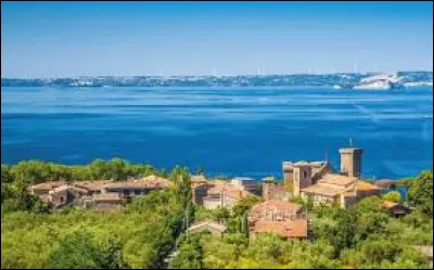 Laquelle de ces affirmations sur le lac de Bolsena est fausse ?