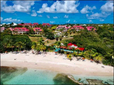 Qui a chant&eacute; ''Les Sunlights des tropiques'' ?