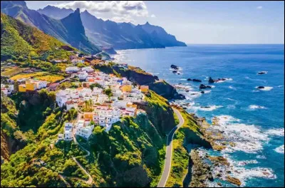 Vrai ou faux ?Les &icirc;les Canaries au large du Maroc et Sahara occidental est un archipel Marocain.