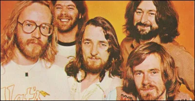 Quel est ce groupe de rock britannique, dont le troisi&egrave;me album studio s'intitule ''Crime of the Century'' ?