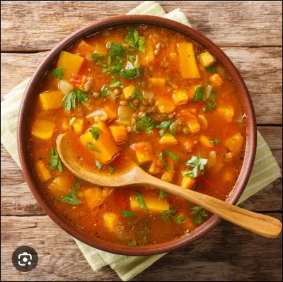 La soupe a &eacute;t&eacute; cr&eacute;&eacute;e avant l'invention du feu, comme &eacute;tant une boisson.