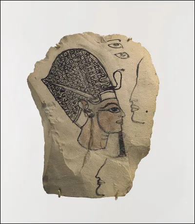 Comment s'appelait la double couronne que portait le pharaon ?