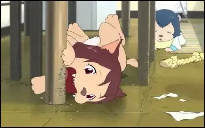 Apr&egrave;s la mort de son mari, Hana, la m&egrave;re, a du mal &agrave; &eacute;lever ses enfants. Que fait-elle pour essayer de r&eacute;gler ce probl&egrave;me ?