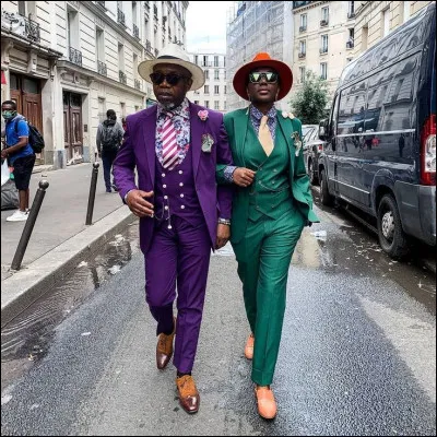 Comment appelle-t-on le mouvement des personnes tr&egrave;s &eacute;l&eacute;gantes au Congo ?