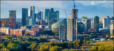 Bienvenue &agrave; Manchester, cit&eacute; embl&eacute;matique du centre-ouest de l�Angleterre, o&ugrave; l�architecture m&ecirc;le vestiges industriels, gratte-ciel modernes et b&acirc;timents victoriens. Cette ville...