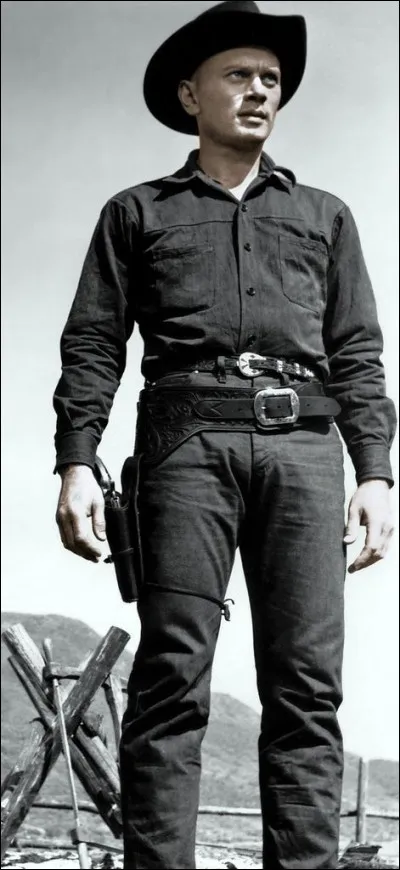 Je m'engage &agrave; aider les habitants d'Ixcatlan avec 6 autres mercenaires. Qui suis-je ?