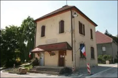 Je vous emm&egrave;ne maintenant &agrave; &Eacute;trappe. Village de l'aire d'attraction Montb&eacute;liardaise, il se situe dans le d&eacute;partement ...