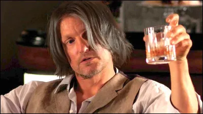 Haymitch : Quel &acirc;ge a-t-il dans le premier tome d'Hunger Games ?