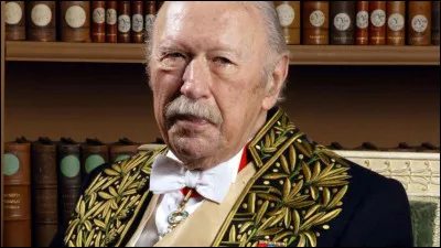 Qui est cet acad&eacute;micien, auteur du roman ''Le D&eacute;jeuner du lundi'' ?