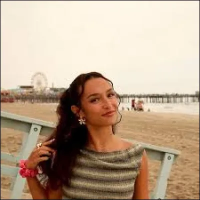 Qui est cette youtubeuse ?