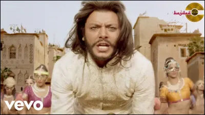 Quelle chanson le personnage de Kev Adams chante-t-il dans cette sc&egrave;ne du film "Les Nouvelles Aventures d'Aladin" ?