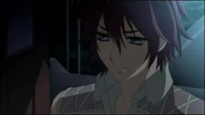 Par qui Senri Shiki a-t-il t possd ?