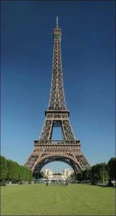 Quelle &eacute;tait la couleur d'origine de la tour Eiffel ?
