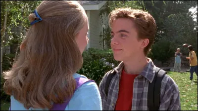 Dans la saison 1, de qui Malcolm est-il amoureux ?