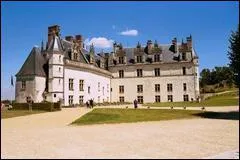 En 2010, combien d'habitants comptait l'Indre-et-Loire ?