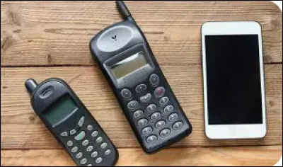 Pendant un repas, regardes-tu ton t&eacute;l&eacute;phone ?