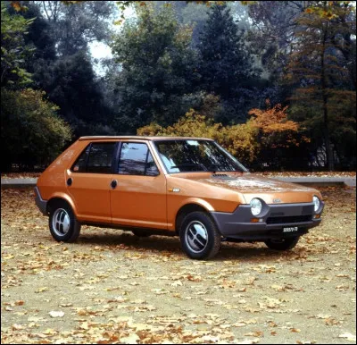 Quelle est cette Fiat, sortie en 1978 pour remplacer la 128, qui sera fabriqu&eacute;e pendant 10 ans, &agrave; plus de 2 000 000 exemplaires en Italie, jusqu'en 1988 ?
