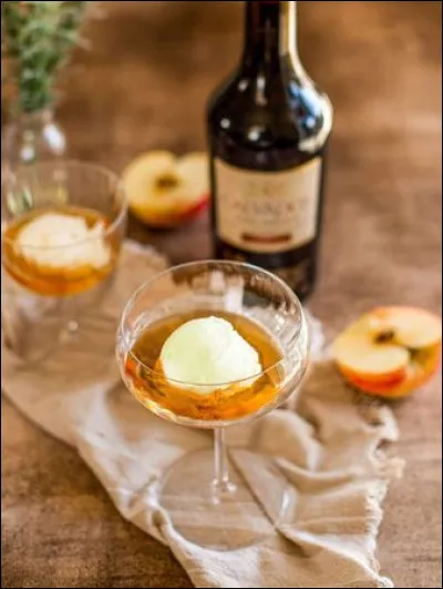 Quand on prend un alcool fort au milieu d'un repas cela se nomme...