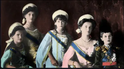 Quel est le nom de cette dynastie qui r&egrave;gne sur la Russie de 1613 &agrave; 1762 ?