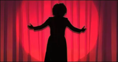 Quelle chanteuse fran&ccedil;aise est l�interpr&egrave;te du titre ''Les cloches sonnent (ce matin) ?