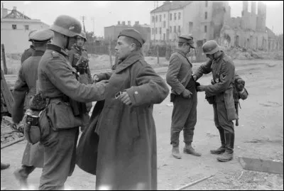 Quel animal devint caporal de l�arm&eacute;e polonaise ?