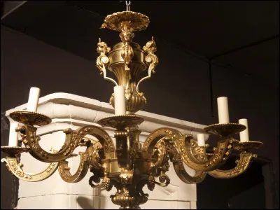 &Agrave; quelle chanteuse doit-on le titre "CHAndelier" ?