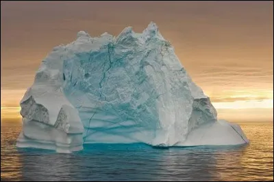 Il a &eacute;t&eacute; fatal pour le Titanic, c'est un...
