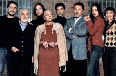 Au tout d&eacute;but de la s&eacute;rie, combien y a-t-il de professeurs ?