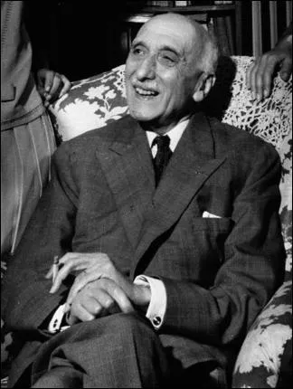 Ecrivain franais n en 1885, prix Noble de littrature.