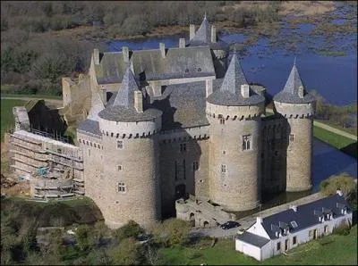 Quel est ce chteau situ dans le Morbihan ?