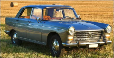 Quel est le nom de ce mod&egrave;le produit par Peugeot &agrave; partir de mai 1960 ?