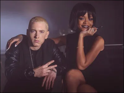 Qui a chant&eacute; avec Eminem sur &laquo;&nbsp;The Monster&nbsp;&raquo; ?